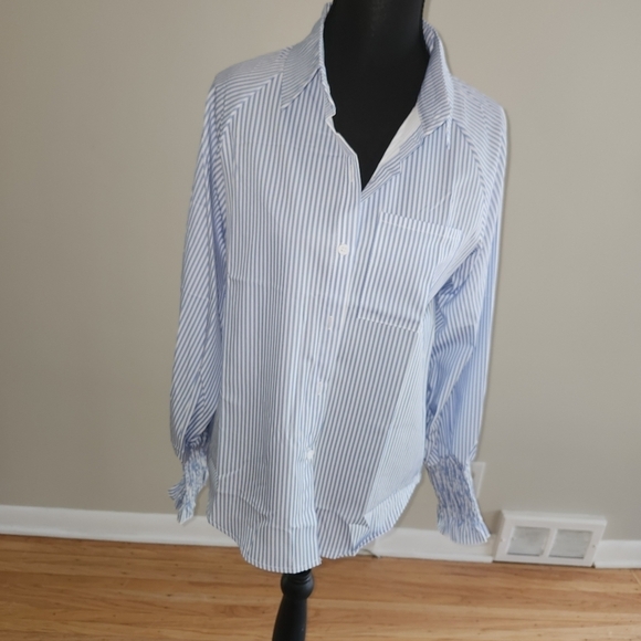 Source Unknown Tops - NWOT blue Striped Long sleeved Womens Blouse
